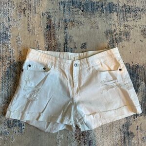 Wild pearl White Distressed Denim Shorts size 27